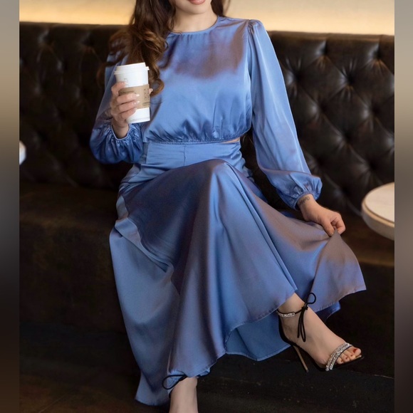 Satin Mermaid Set: Brand New! - Picture 4 of 7